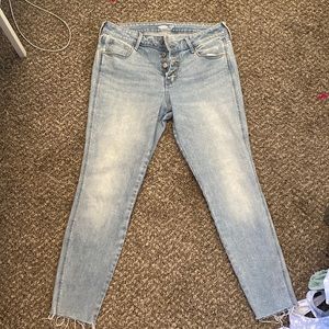 Old navy light wash jeans